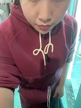 -Luxury online show from February 1, 2026, 8:57 am