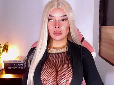 NataliaFernandezz online show from March 7, 2026, 2:14 pm