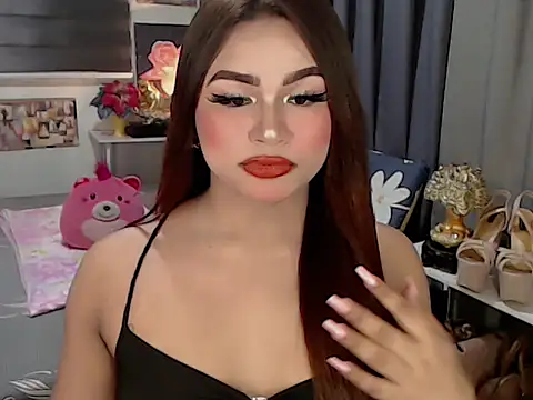 Candice cummer online show from December 5, 2025, 5:42 pm