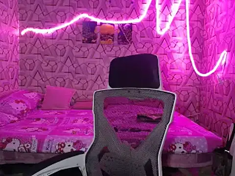 Snapshot of ValarieEater chatting on March 31, 2026, 4:07 pm ValarieEater online show from March 31, 2026, 4:07 pm