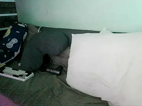 boyhigh1997 online show from October 6, 2025, 5:38 am