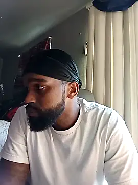 Snapshot of EbonyKing69 chatting on October 20, 2025, 5:02 pm EbonyKing69 online show from October 20, 2025, 5:02 pm