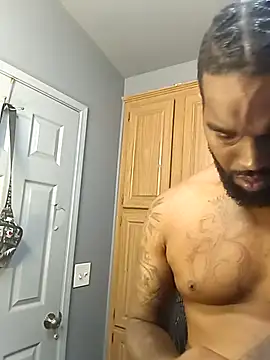 Snapshot of EbonyKing69 chatting on October 21, 2025, 5:30 am EbonyKing69 online show from October 21, 2025, 5:30 am