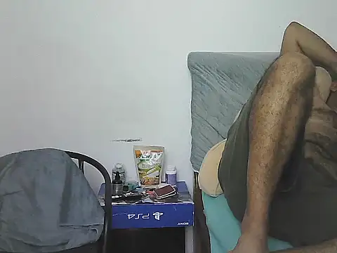 morenocabro10 online show from February 27, 2026, 2:11 am