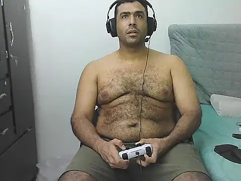 morenocabro10 online show from April 8, 2026, 1:38 am