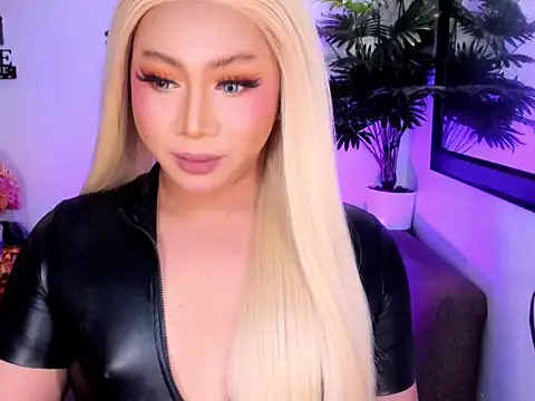 Snapshot of Madisonwill chatting on March 18, 2026, 4:21 pm Madisonwill online show from March 18, 2026, 4:21 pm