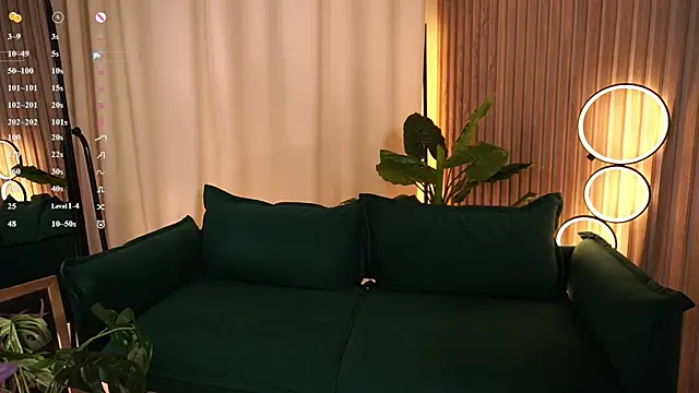 LauraWifeness online show from March 30, 2026, 5:52 am