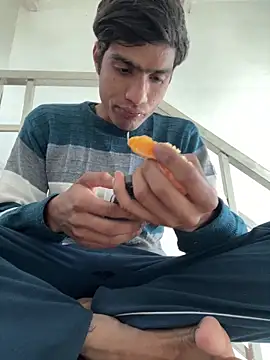 Snapshot of funny_sexxx chatting on February 6, 2026, 9:34 am funny sexxx online show from February 6, 2026, 9:34 am