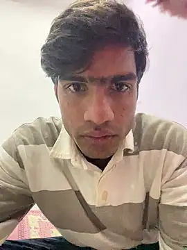 Snapshot of funny_sexxx chatting on February 9, 2026, 5:44 am funny sexxx online show from February 9, 2026, 5:44 am