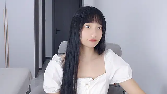Snapshot of Lisa-3333 chatting on September 24, 2025, 1:58 pm Lisa-3333 online show from September 24, 2025, 1:58 pm
