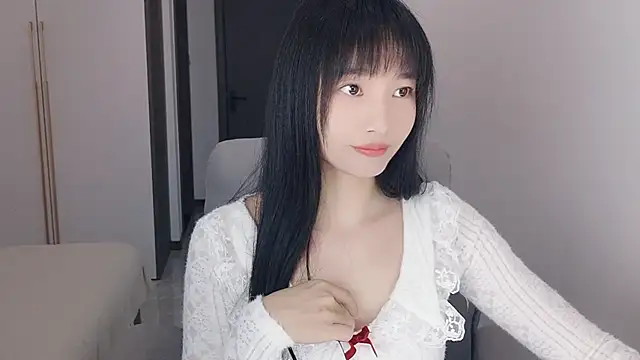 Lisa-3333 online show from March 19, 2026, 10:08 am