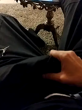 idhem   31 online show from March 24, 2026, 8:36 pm