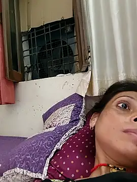 Snapshot of ISHANI-SINGH chatting on September 9, 2025, 1:43 pm ISHANI-SINGH online show from September 9, 2025, 1:43 pm