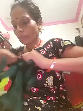 Snapshot of ISHANI-SINGH chatting on October 1, 2025, 4:35 pm ISHANI-SINGH online show from October 1, 2025, 4:35 pm