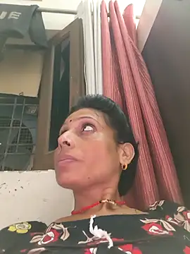 Snapshot of ISHANI-SINGH chatting on October 3, 2025, 2:03 pm ISHANI-SINGH online show from October 3, 2025, 2:03 pm