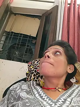 Snapshot of ISHANI-SINGH chatting on October 14, 2025, 2:18 pm ISHANI-SINGH online show from October 14, 2025, 2:18 pm