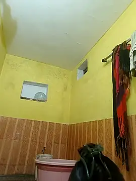 Snapshot of ISHANI-SINGH chatting on November 17, 2025, 2:23 pm ISHANI-SINGH online show from November 17, 2025, 2:23 pm