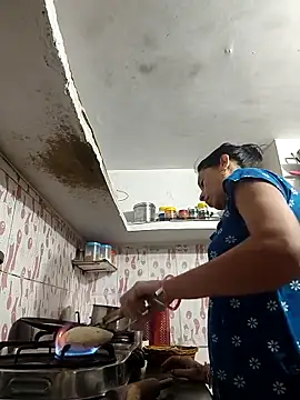 Snapshot of ISHANI-SINGH chatting on February 10, 2026, 2:26 am ISHANI-SINGH online show from February 10, 2026, 2:26 am