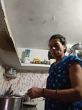 ISHANI-SINGH online show from June 28, 2026, 2:23 pm
