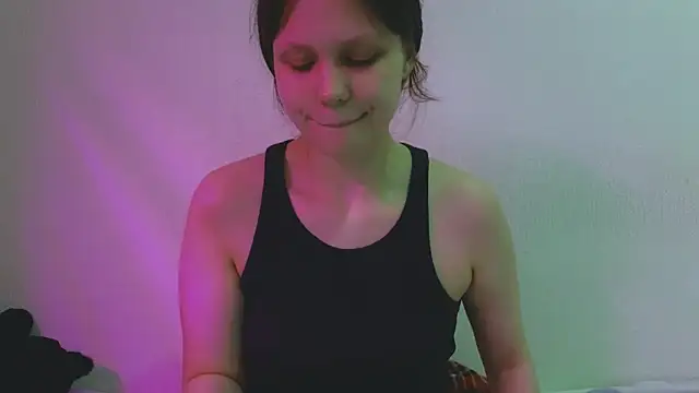 Lunliss online show from March 29, 2026, 12:32 am