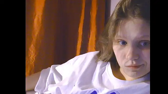 Lunliss online show from April 4, 2026, 7:33 pm