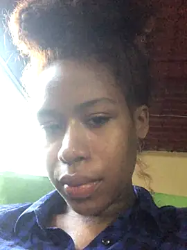 Snapshot of LilithCuban chatting on November 16, 2025, 9:31 pm LilithCuban online show from November 16, 2025, 9:31 pm