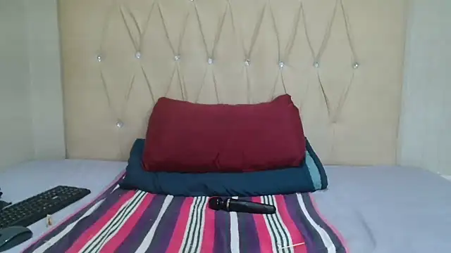 Sexybella-97 online show from November 6, 2025, 5:14 pm