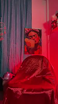 Megan-picozi online show from October 11, 2025, 1:38 am