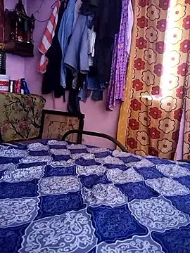 Cut ragni online show from September 22, 2025, 6:15 am