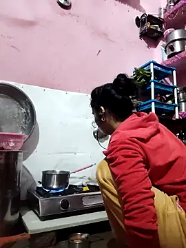 Cut ragni online show from March 21, 2026, 5:38 pm