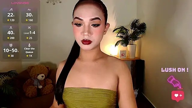 UrasianBIGcock696 online show from February 19, 2026, 6:48 pm