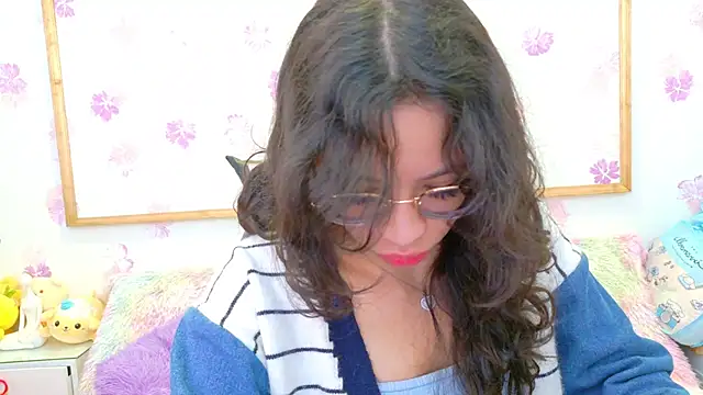 Giaa rossi online show from February 15, 2026, 1:09 pm