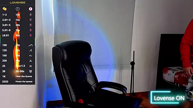 Ernesto-Rodriguez82 online show from November 8, 2025, 2:50 pm