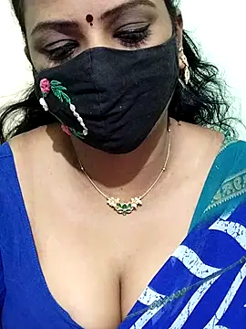 Snapshot of yoga-mithraa chatting on October 2, 2025, 7:04 am yoga-mithraa online show from October 2, 2025, 7:04 am