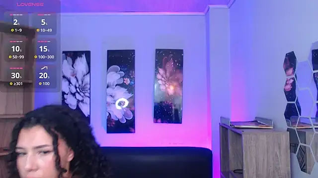 roseefancy online show from September 22, 2025, 10:39 am