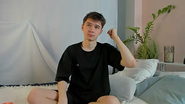 SherlockMax online show from February 13, 2026, 8:05 pm