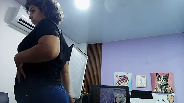 gisell gomez online show from March 16, 2026, 8:02 pm