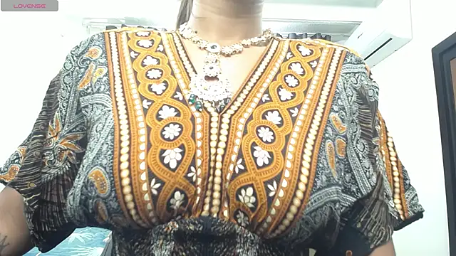 Snapshot of kairadayamai chatting on April 15, 2026, 12:23 pm kairadayamai online show from April 15, 2026, 12:23 pm