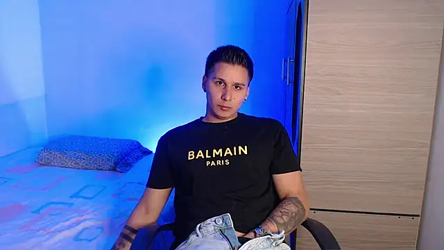 valentinosex1 online show from December 20, 2025, 8:05 pm