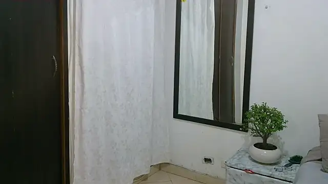 Zendaya11 online show from September 12, 2025, 11:26 pm