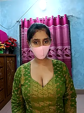 Cute Faria online show from October 1, 2025, 4:35 pm