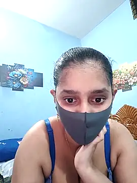 Cute Faria online show from February 2, 2026, 4:33 am