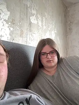 CurvyPaar2 online show from February 19, 2026, 1:40 pm