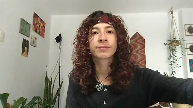 camille delrey online show from April 27, 2026, 4:49 pm