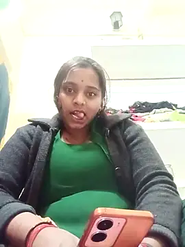 Hot crety online show from January 9, 2026, 2:42 pm