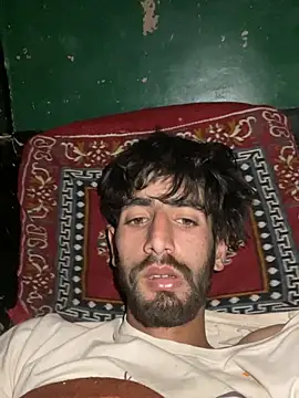 lyath3245 online show from February 25, 2026, 7:45 pm