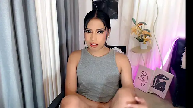 Sassy Suzuhime online show from April 7, 2026, 6:08 pm