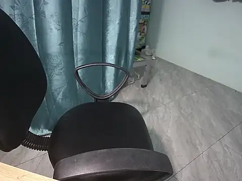  Sara 768 online show from April 13, 2026, 8:58 pm