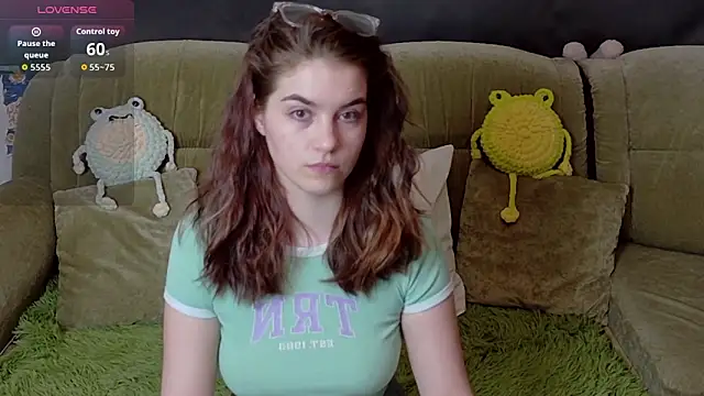 ElzaBlis online show from February 5, 2026, 3:05 pm