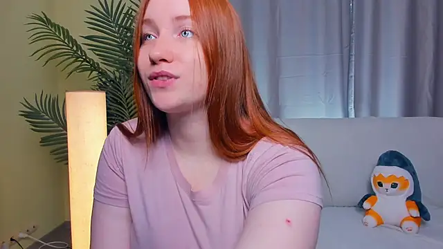 Snapshot of EthalCarlsqq chatting on September 19, 2025, 7:32 am EthalCarlsqq online show from September 19, 2025, 7:32 am